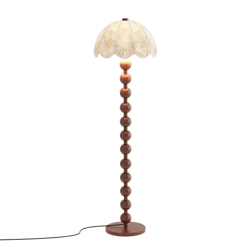 

Medieval solid wood living room floor lamp wabi sandy wind retro sofa next to the American decorative atmosphere lamp desk lamp