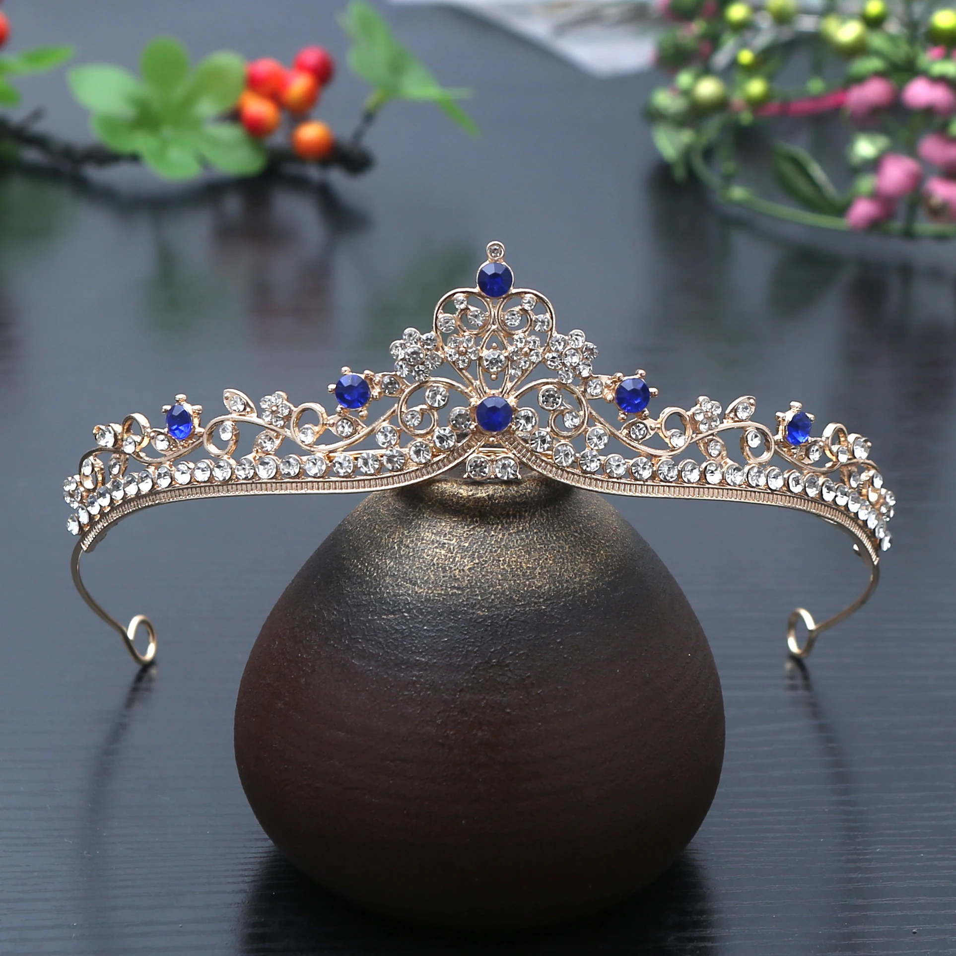 Tiara con strass placcati in argento da 1 pezzo, design delicato in filigrana, decorazioni in cristallo scintillante, perfette per matrimoni, balli di fine anno