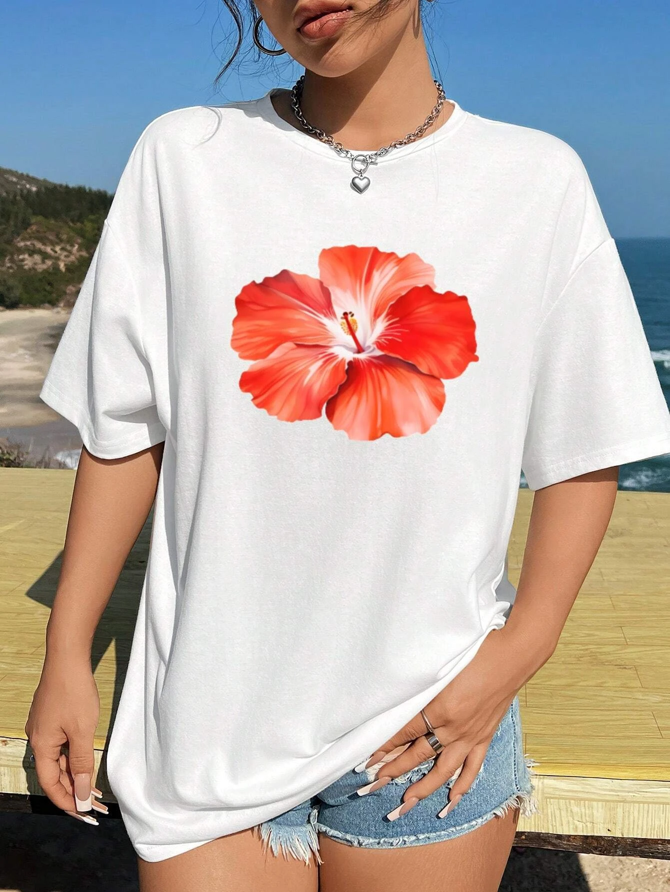 

A Blooming And Gorgeous Flower Print Tee Clothes Comfortable Regular Tees Soft Breathable Top Basics Loose For Women T-Shirt