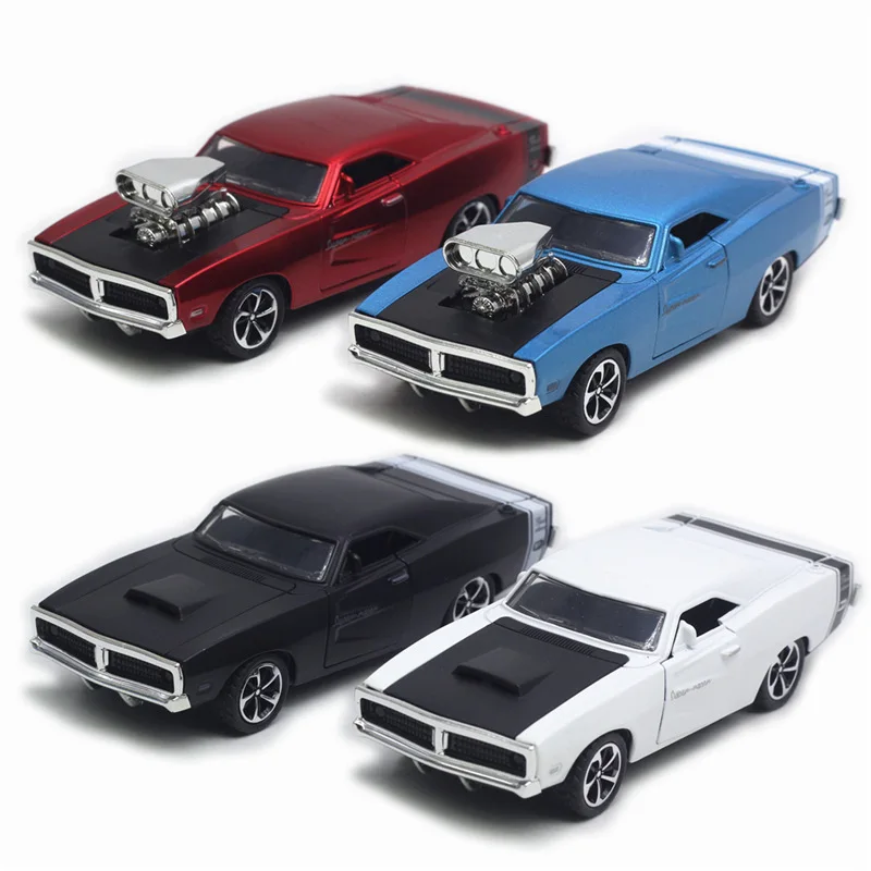 1:32 Seria Dodge, Challenger Hellcat Vintage Classic Alloy Car Model Toy Pull Back Cars z dźwiękiem i światłem na prezent dla dzieci