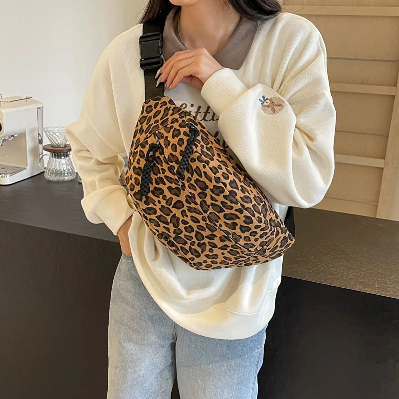 Large Size Leopard Prints Chest Bags For Women Canvas Large Capacity Shoulder Crossbody Bag 2024 Summer Latest Waist Fanny Pack