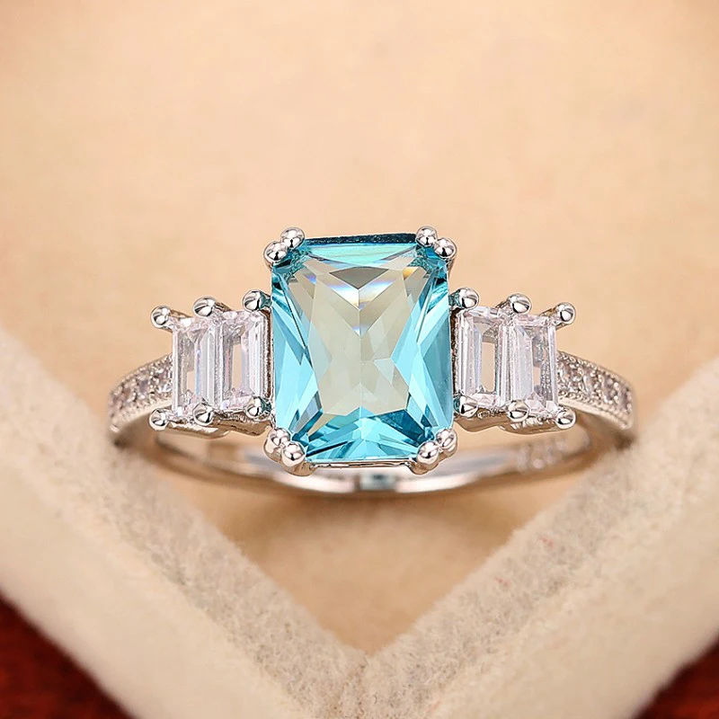 Huitan elegante rechteckige blaue cz Frauen Ringe Phantasie Hochzeitstag Liebhaber Geschenk Temperament Accessoires für Party Schmuck