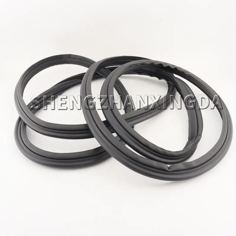 

Suitable for Mazda 6 Gg Sports Car Back Car Body Tailgate Seal Rubber Seal 2005 2006 2007 2008 Gj6J-62-761