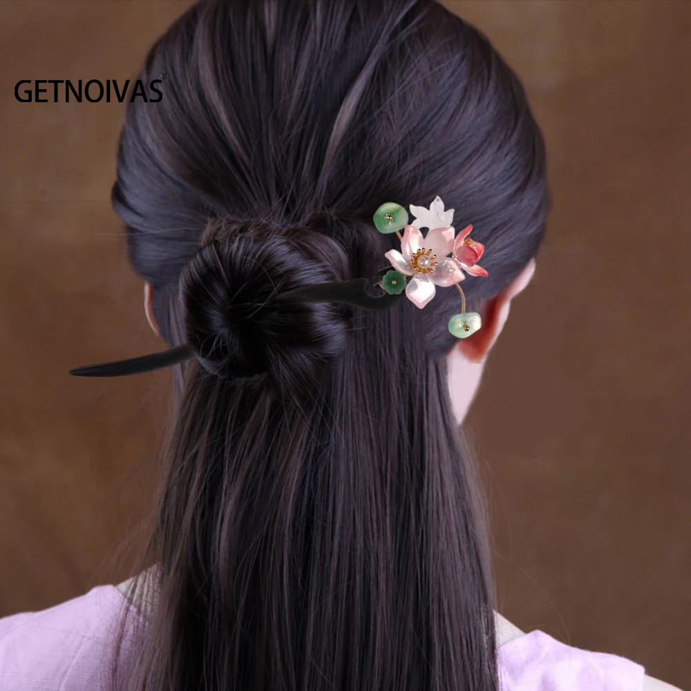 

Chinese Style Lotus Flower Hairpin Traditional Vintage Wooden Hair Stick Classical Elegant Lady Hair Clip Hair Accessories