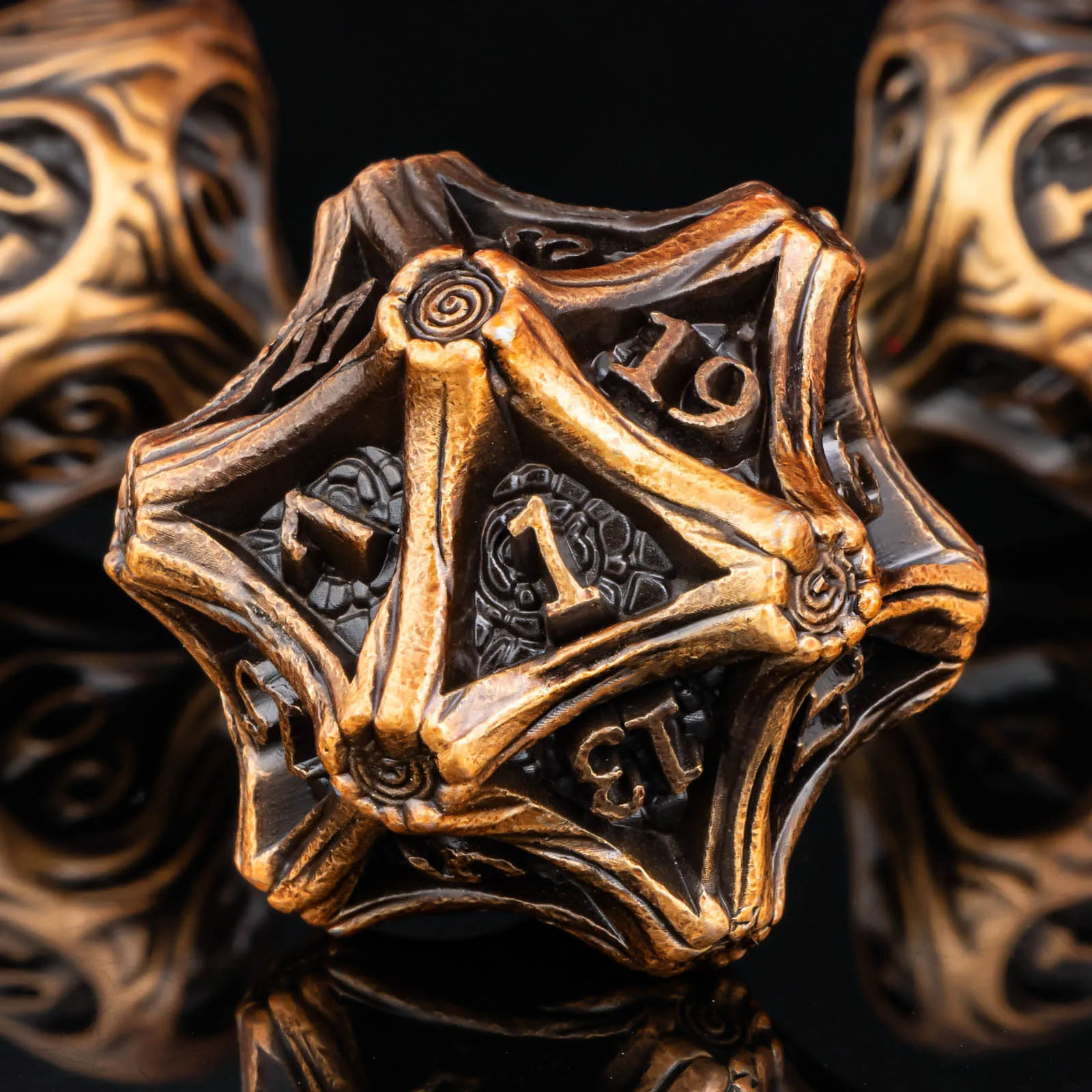 

DND Metal Dice Set, 7Pcs Tree Root Design Dungeon and Dragon Dice Set for Role Playing, Polyhedral D&D Dice D4 D6 D8 D10 D12 D20