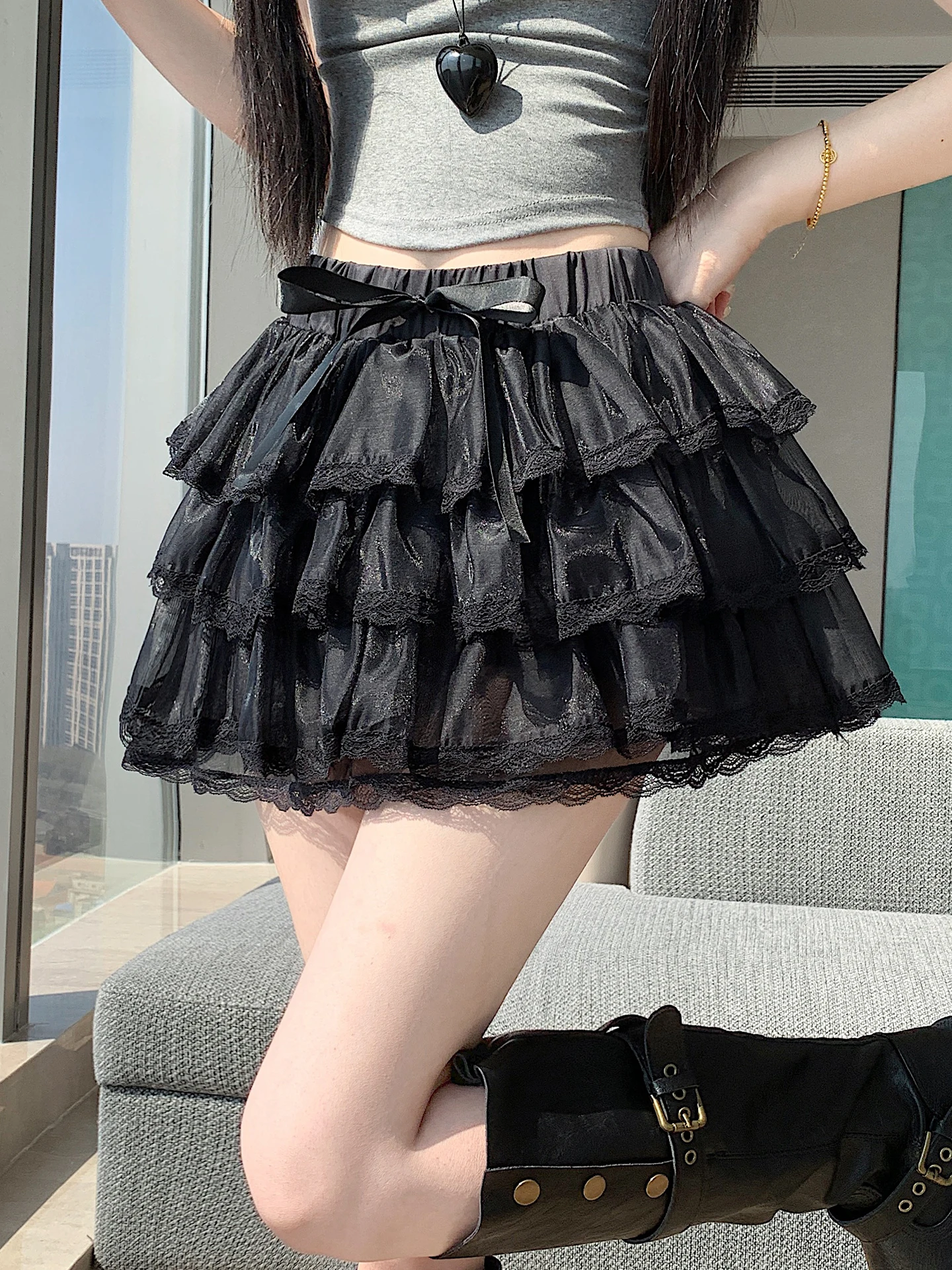 黒レースチュールふわふわ超ショートスカート女性の夏の新しいバレエスタイルユニークなアンチエイジングレースエッジケーキスカートメッシュスカート