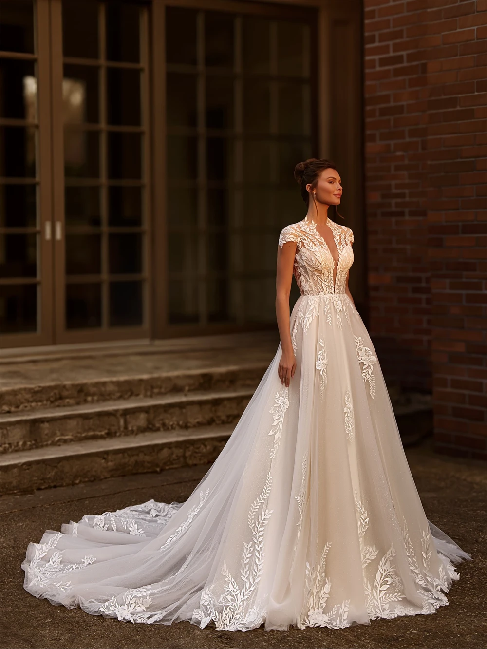 

Customized Soft White Organza Wedding Dress Formal Sweetheart Short Sleeves Bridal Gown Boho A-Line Court Train Vestido De Novia