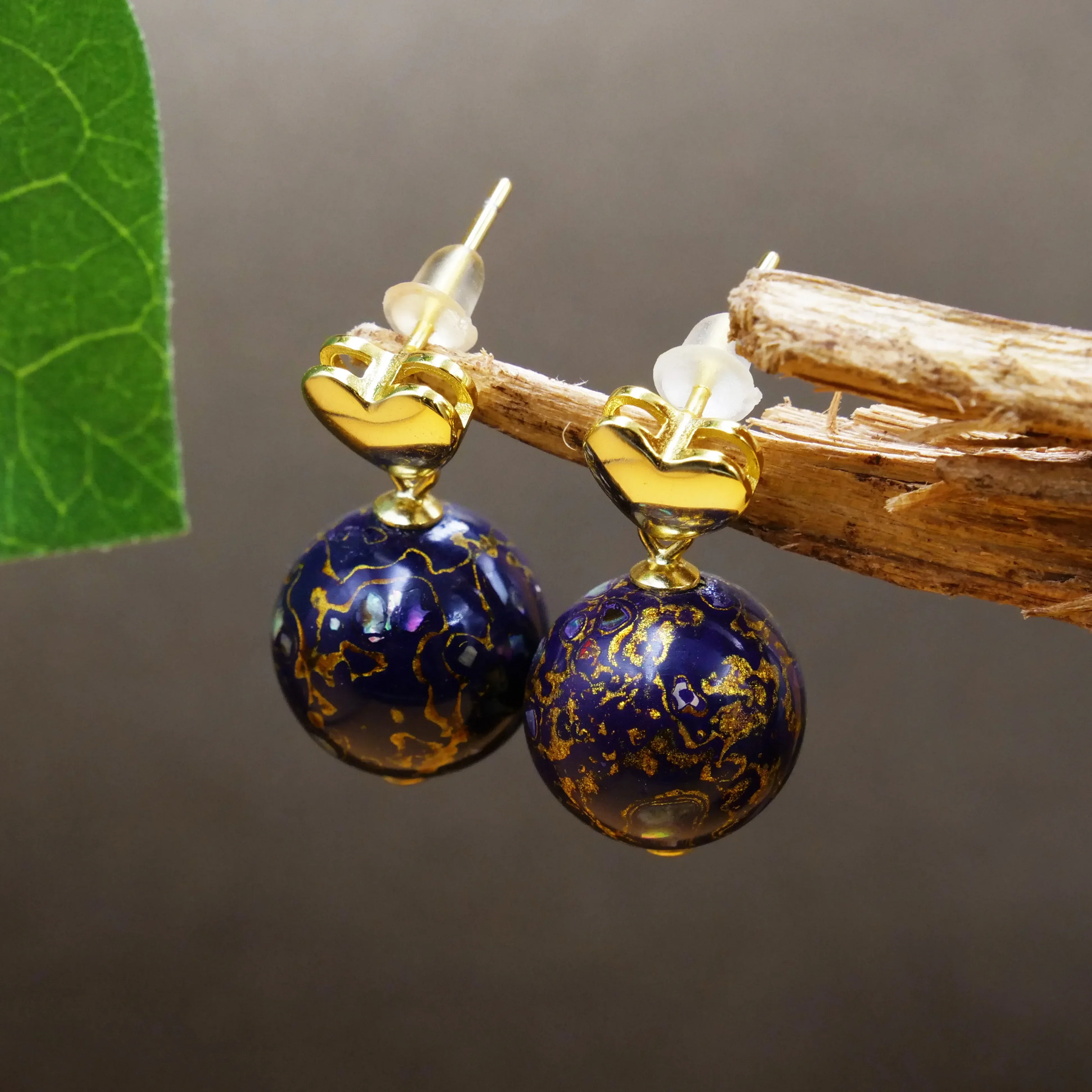 

Heart-shaped purple lacquer bead earrings, copper electric gold plated, high-grade temperament