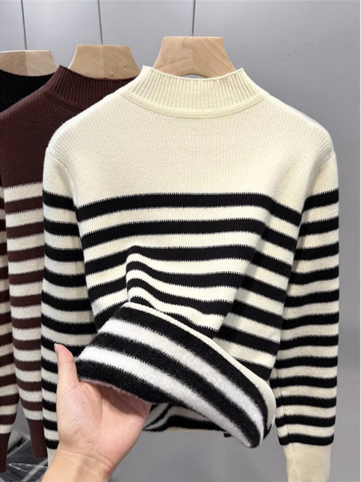 Thiened Fce Suéter de malha feminino outono inverno alta qualidade base de veludo intercada irt roupa interna 2024 novo sle