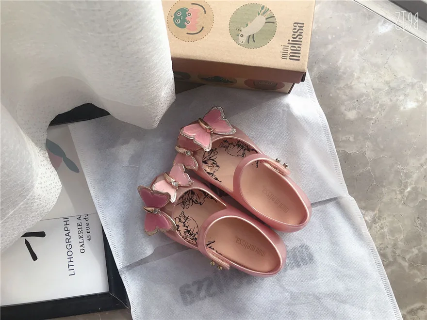 Mini Melissa 2024 New Style Children Jelly Shoes Girl Fashion Cute Butterfly Style Single Shoes Spring Summer Kids Beach Sandal