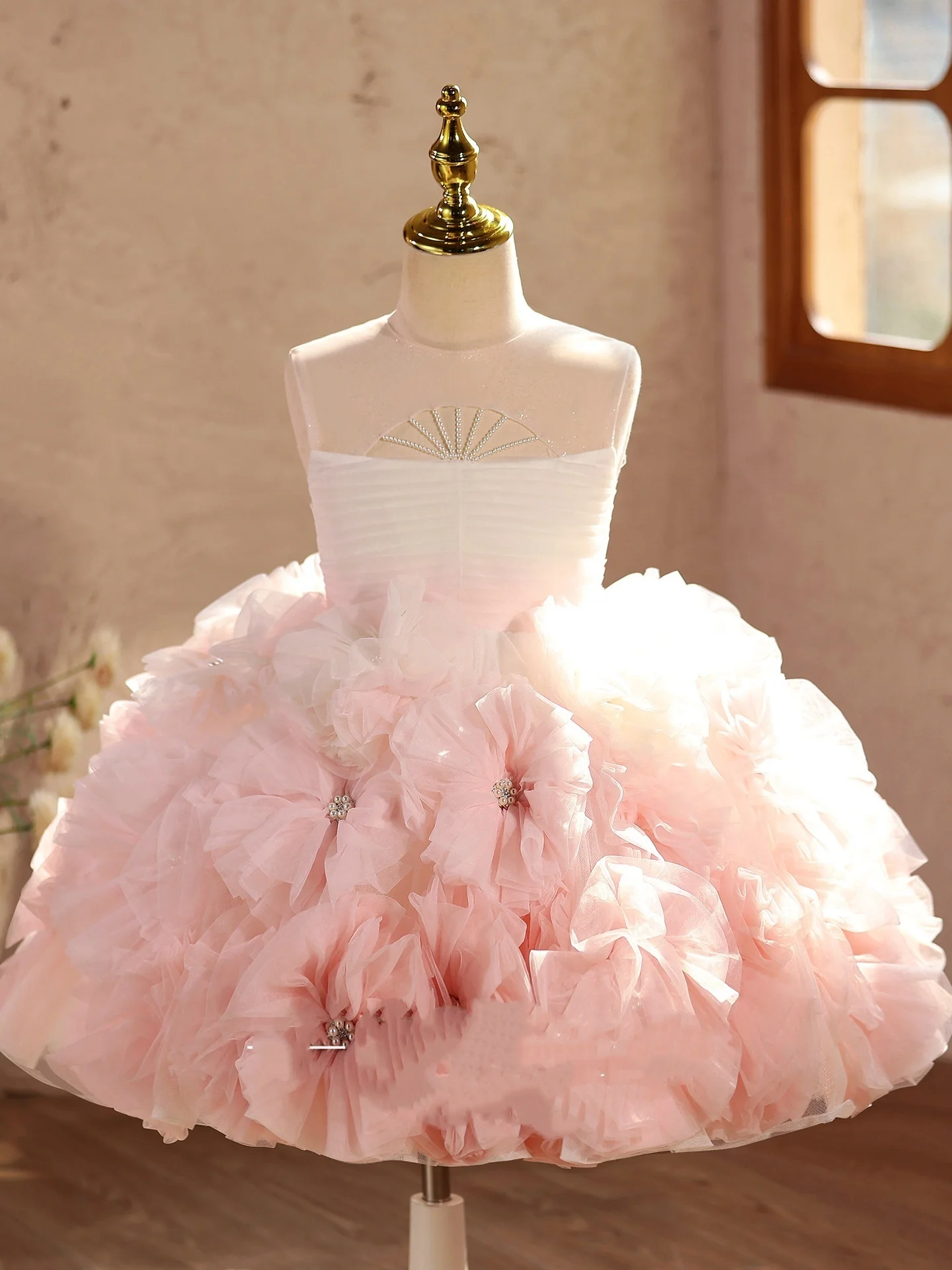 

Custom Flower Girl Dress Wedding Gown Birthday Party Pageant Dress Sheer Neck Beaded 3D Floral Ruffled Tulle Princess Dress For