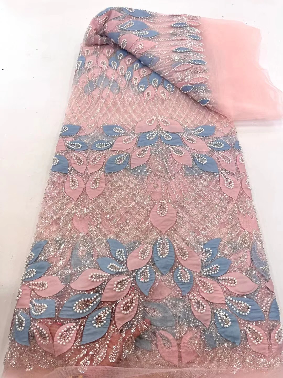 Afrikanischer französischer Perlen-Spitzenstoff 2024, hochwertige Spitze, bestickt, nigerianische 3D-Pailletten, Tüll-Spitze, 5 Yards zum Nähen, Partykleid
