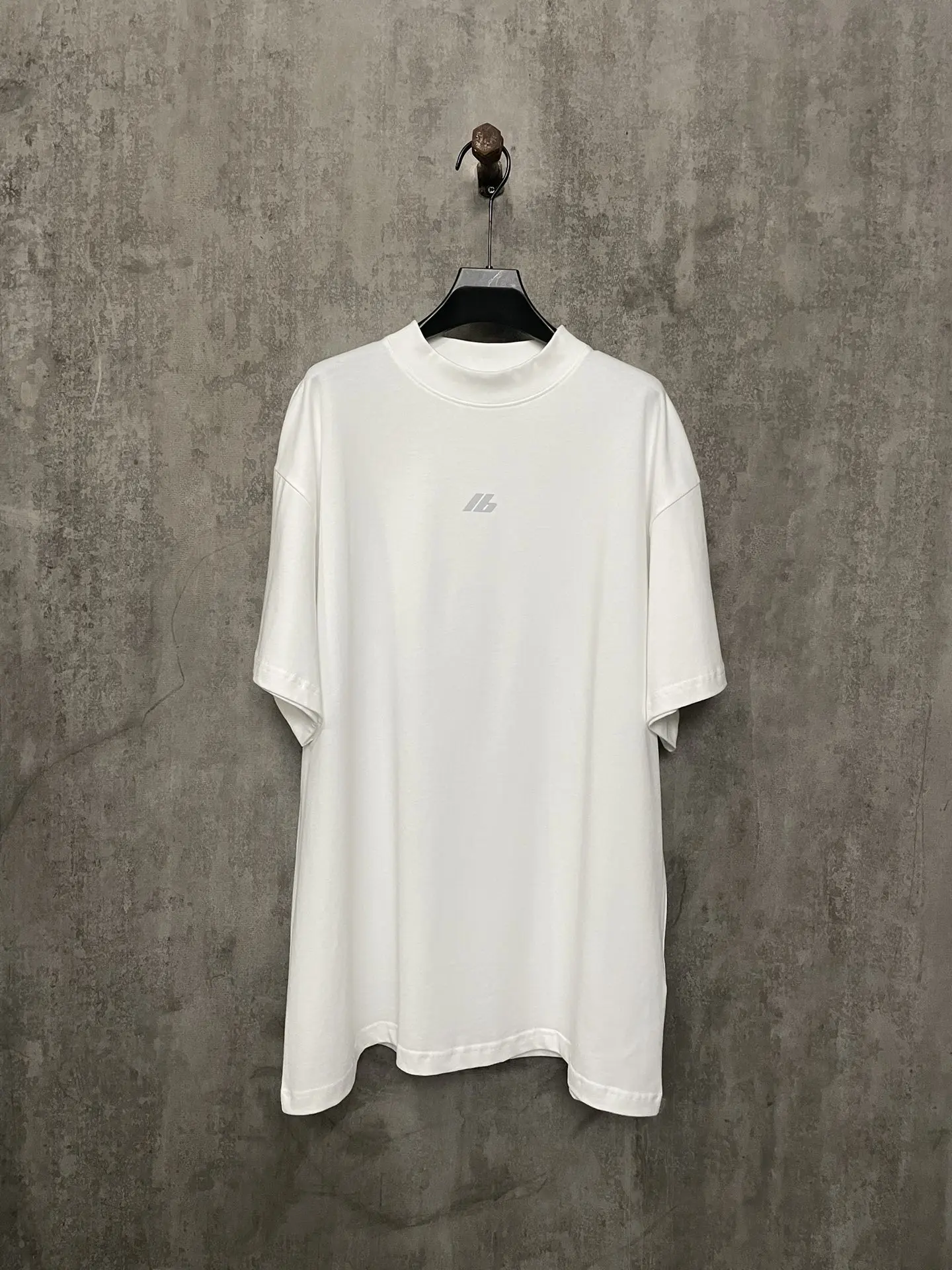 

24SS High Quality 3M Reflective 16 Logo T shirt Men Women Streetwear Hiphop Oversized Men Casual Cotton T-Shirt