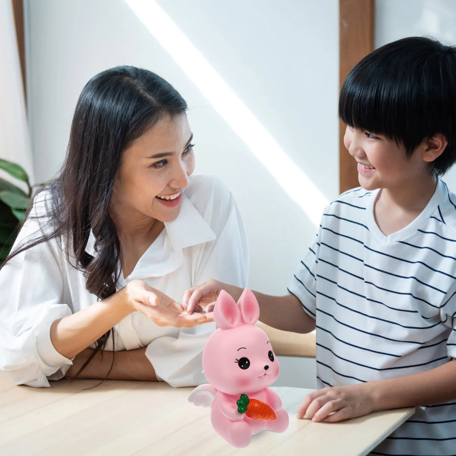 Alasum クリスマス貯金箱 子供部屋の装飾用 マネーケーキオーナメント 落下防止ビニール製貯金箱 女の子へのギフト 大きなサイズ