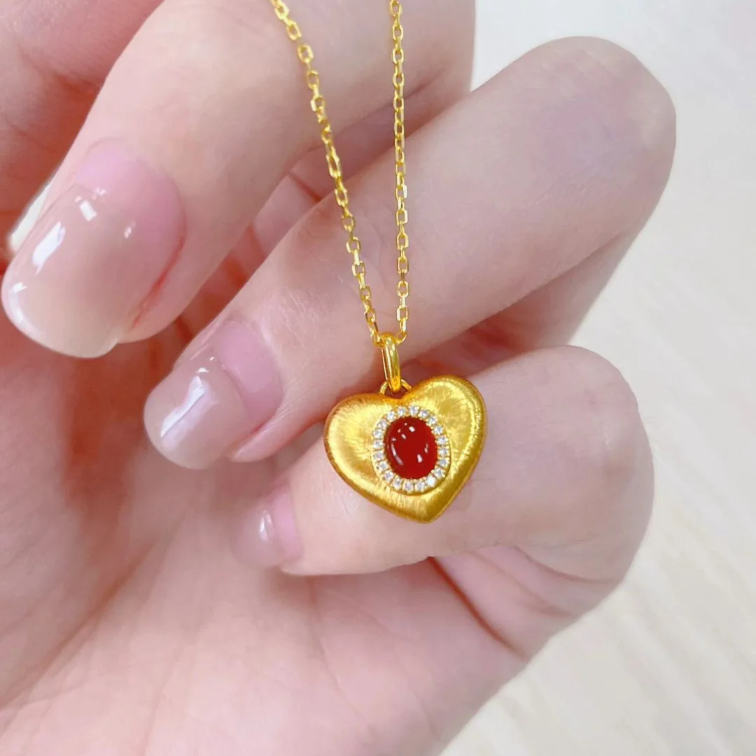 

Retro glossy brushed heart-shaped pendant light luxury and exquisite inlaid ruby collar chain unique necklace banquet jewelry