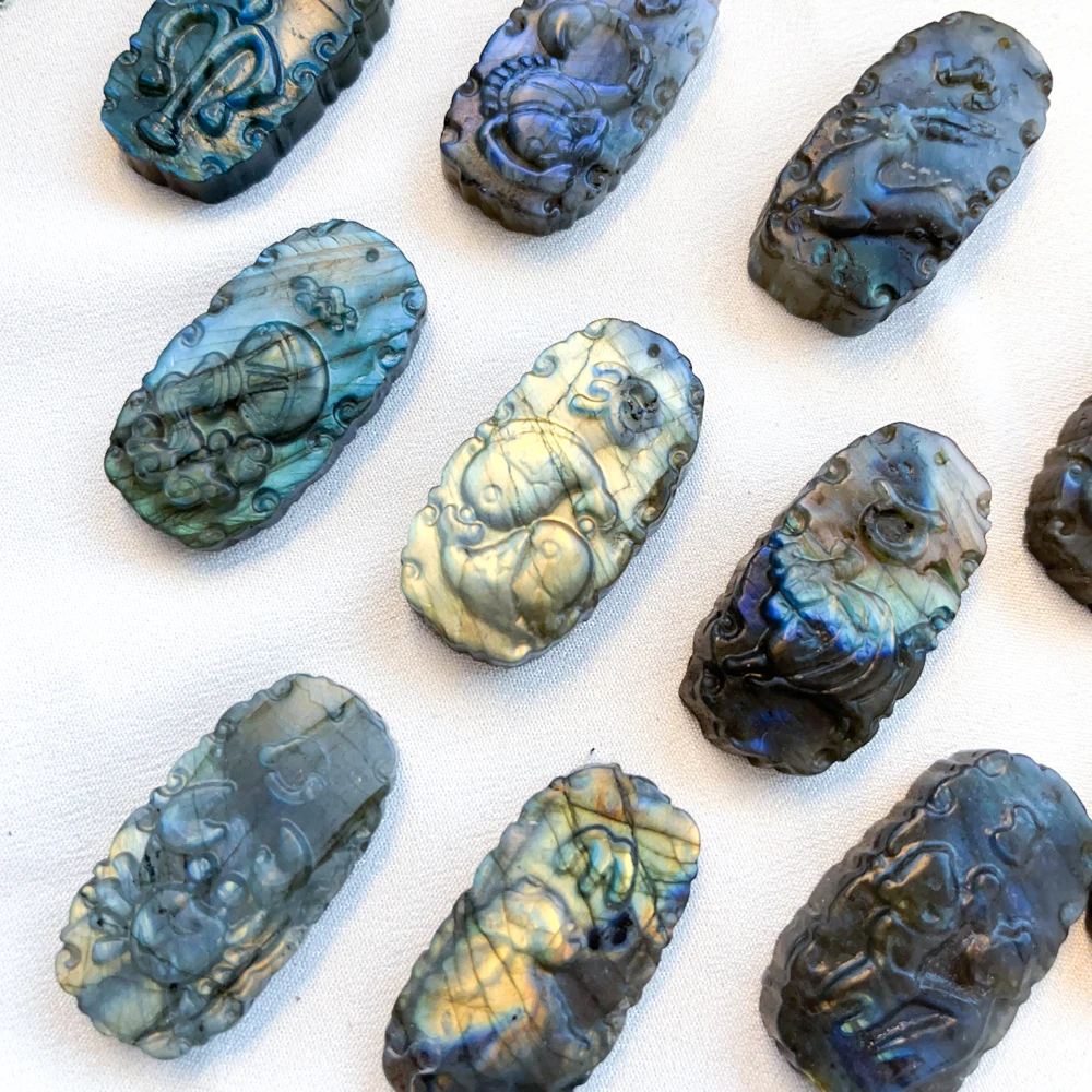 1pc Gothic Labradorite Twelve zodiac signs patterns Sculpture Dark Fantasy Altar Decor with Iridescent Magic