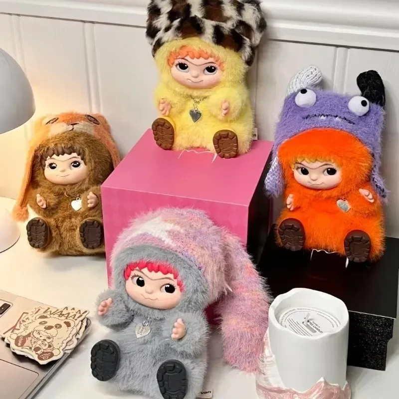 Wakuku Fuzzy Trendy Fun Party Series Scatola misteriosa Giocattolo Kawaii Action Figure Borsa carina Ciondolo Bambola Borsa a sorpresa Ragazzo Regalo Scatola cieca