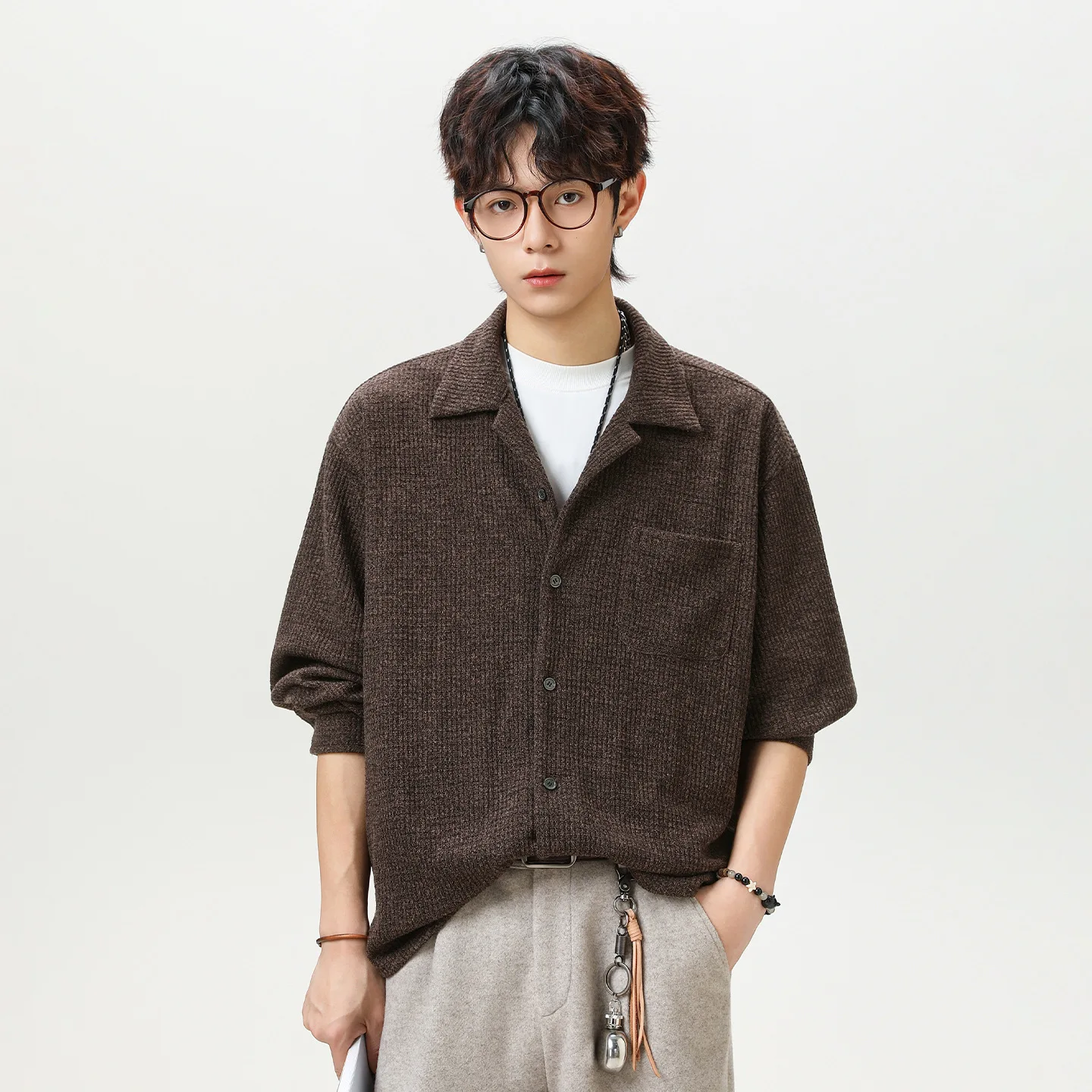 

Текстура бархатный воротник рубашка с длинным рукавом мужская осенняя мода новый стиль текстурированная рубашка куртка негабаритная куртка красивый XTP5