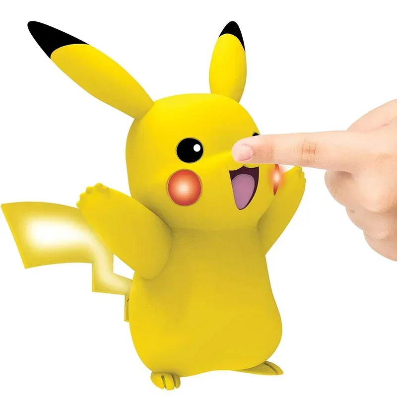 Oryginalna figurka Pokemon Inteligentny dotykowy dźwięk i zabawki świetlne Śliczny model postaci Charmander Pikachu w pudełku