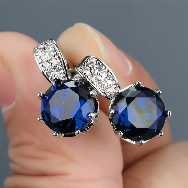 20242024 Cute Female Green Round Stone Stud Earrings Crystal Silver Color Wedding Jewelry for Women