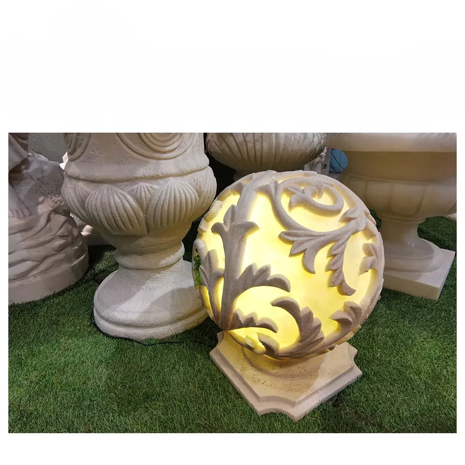 

Outdoor Garden Stone Lantern Artificial Stone Animals Light Lantern