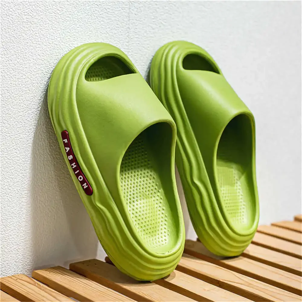 Bedroom Beige Sandals Man Summer Summer Summer Shoes Yellow Slippers Sneakers Sport To Play Overseas Special Deporte