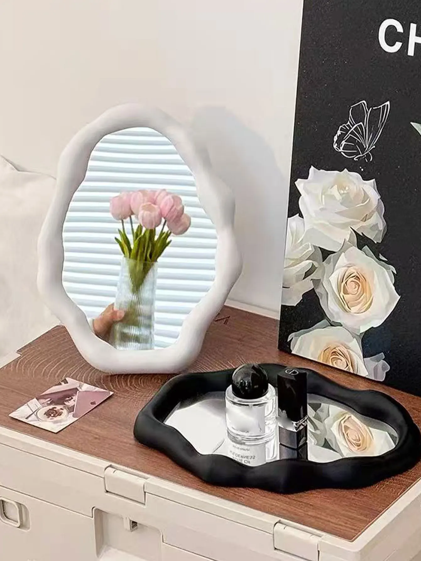 

Ins Style Retro Cloud Makeup Mirror Dressing Table Home Desktop Vanity Mirror Office Desk Student Dormitory Mirror 1Pcs