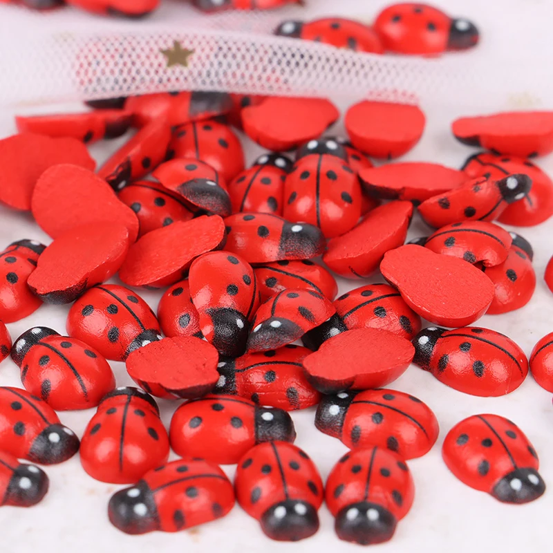 100pcs/Bag Wooden Ladybird Sticker Children Kids Painted DIY Craft Ladybug