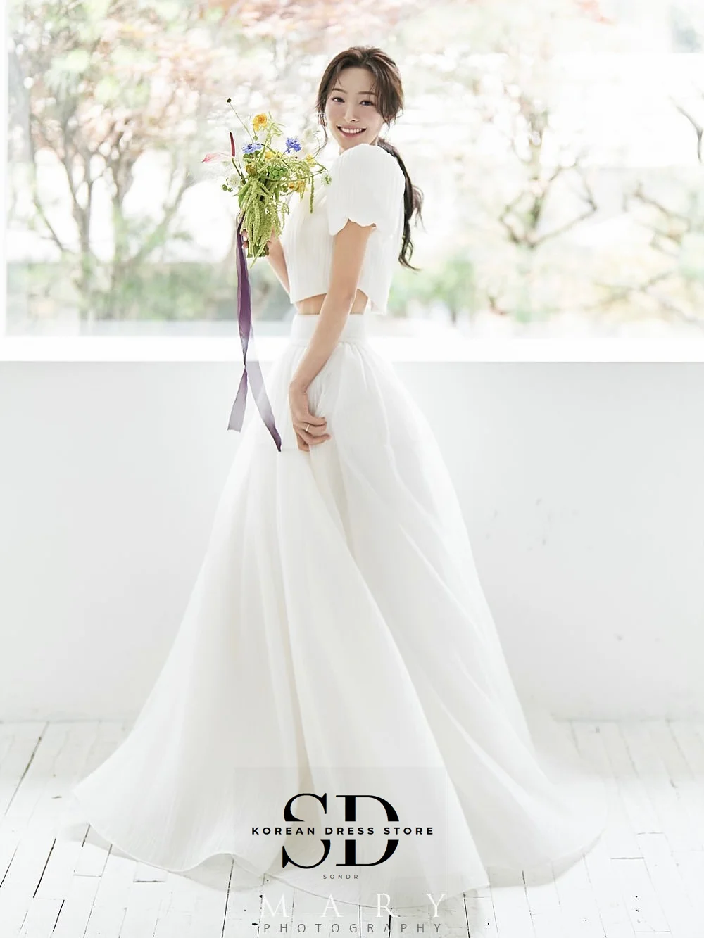 Sondr O-Neck Short Sleeves Korean Wedding Dresses 2 Pieces A Line Bridal Gown Customized Self- Wedding Dress Photo Shoot