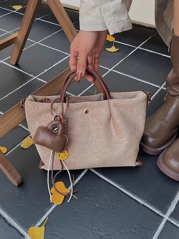 bolsa-de-ombro-estilo-retro-coreano-2025-nova-bolsa-de-veludo-fosco-versatil-moda-ins-tendencia-bolsa-de-mao