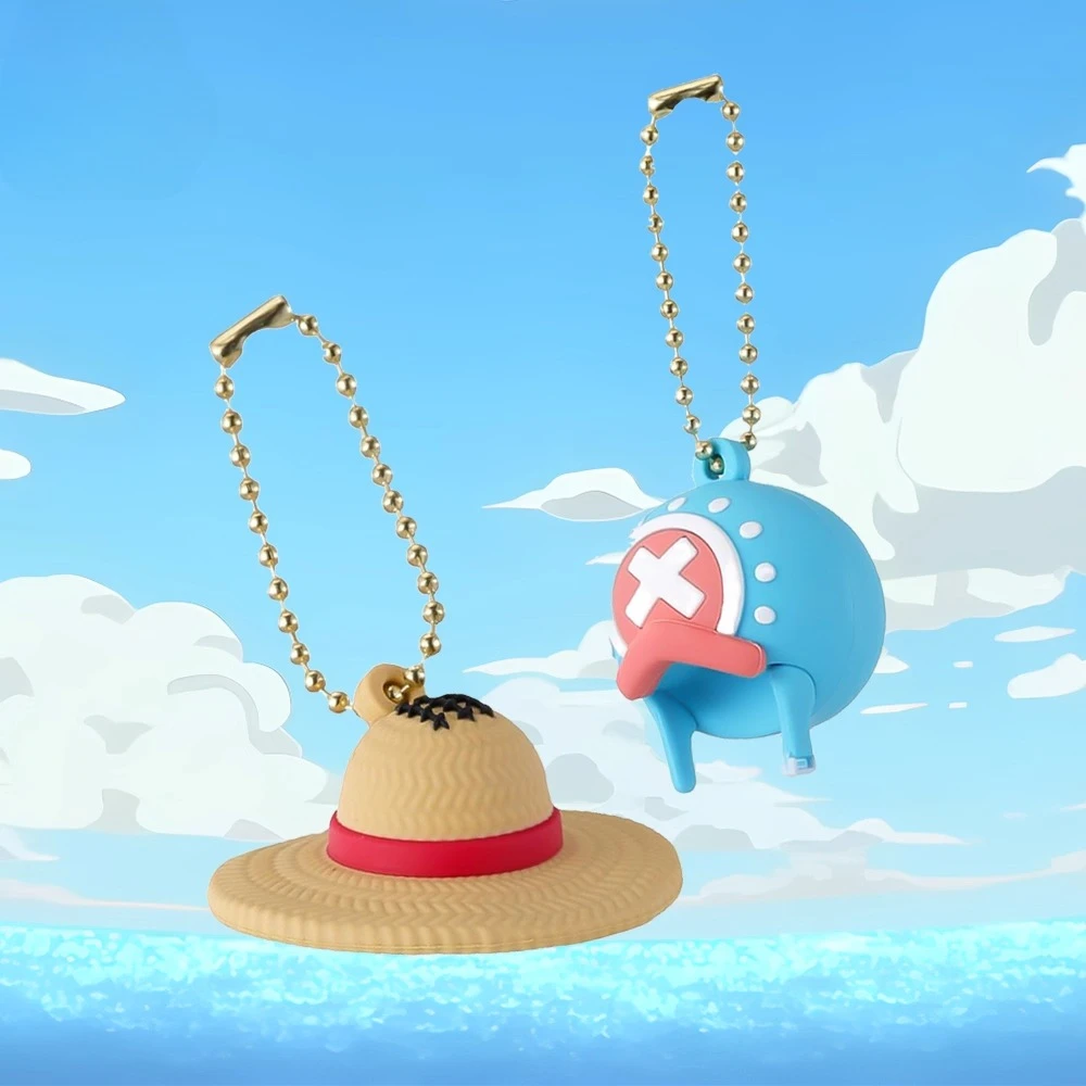 

One Piece Anime Hat Keychain, Anime Cosplay Keyring, Stylish Accessories Gift for Fans and Collectors