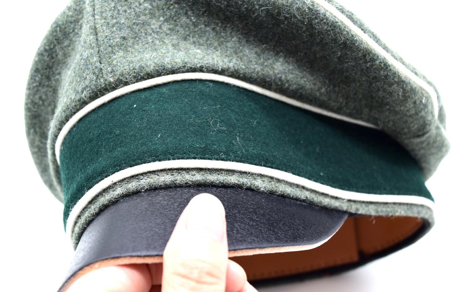 Reenactment German WH  Crusher Field Visor Cap Green Hat Wall