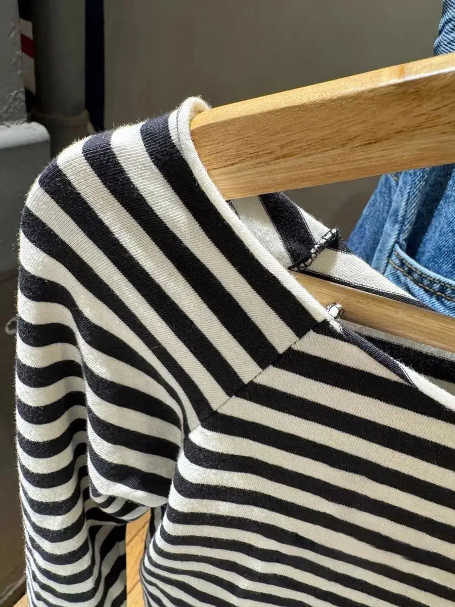 Black And White Striped T-shirts Women Off The Shoulder Slim Curled Long Sleeve T-shirt Spring Autumn Bottoming Tops Y2K Fashion