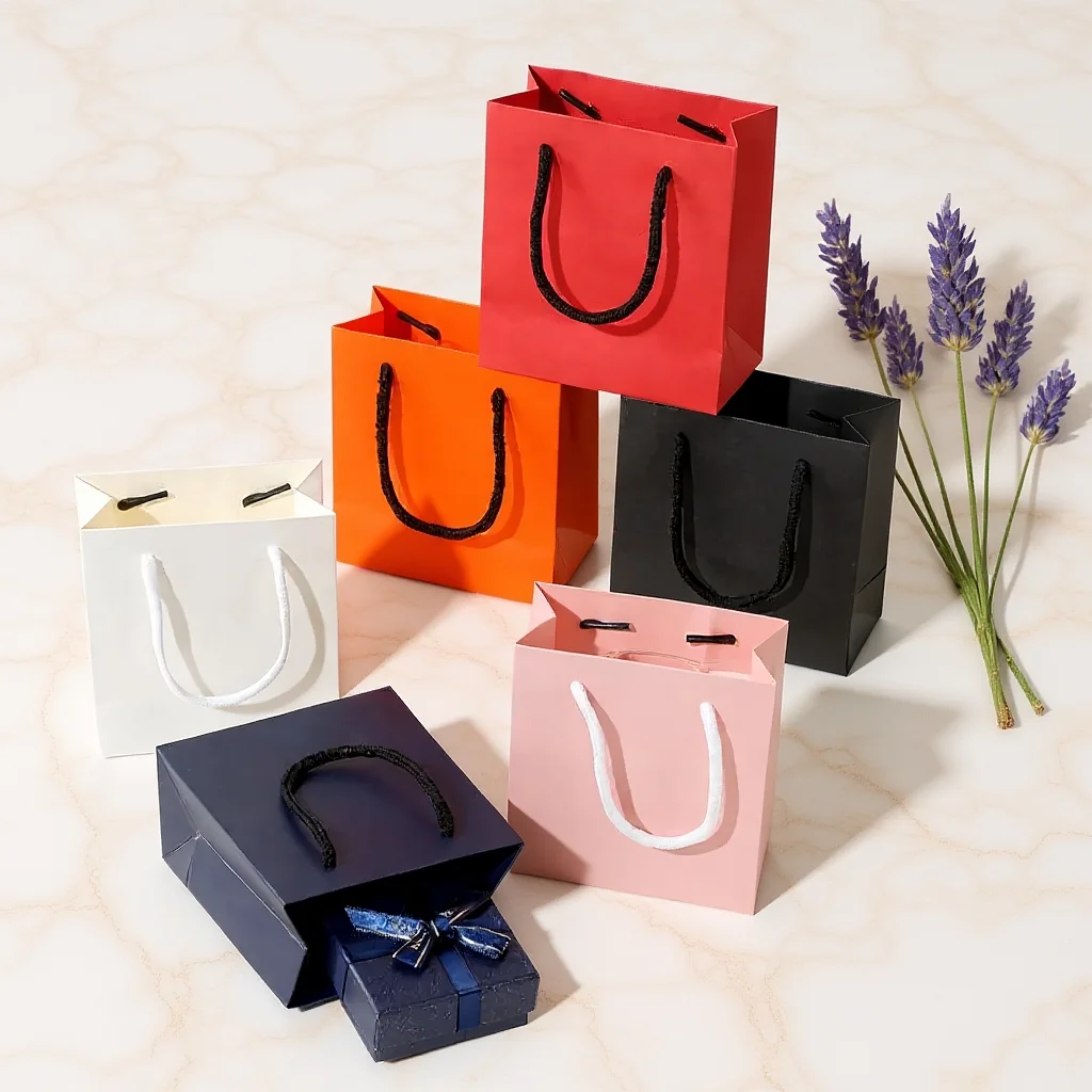 Solid Color Thickened Paper Gift Bag, Portable Handle Tote Bag For Jewelry Gift Packaging And Storage Small Business Wholesale