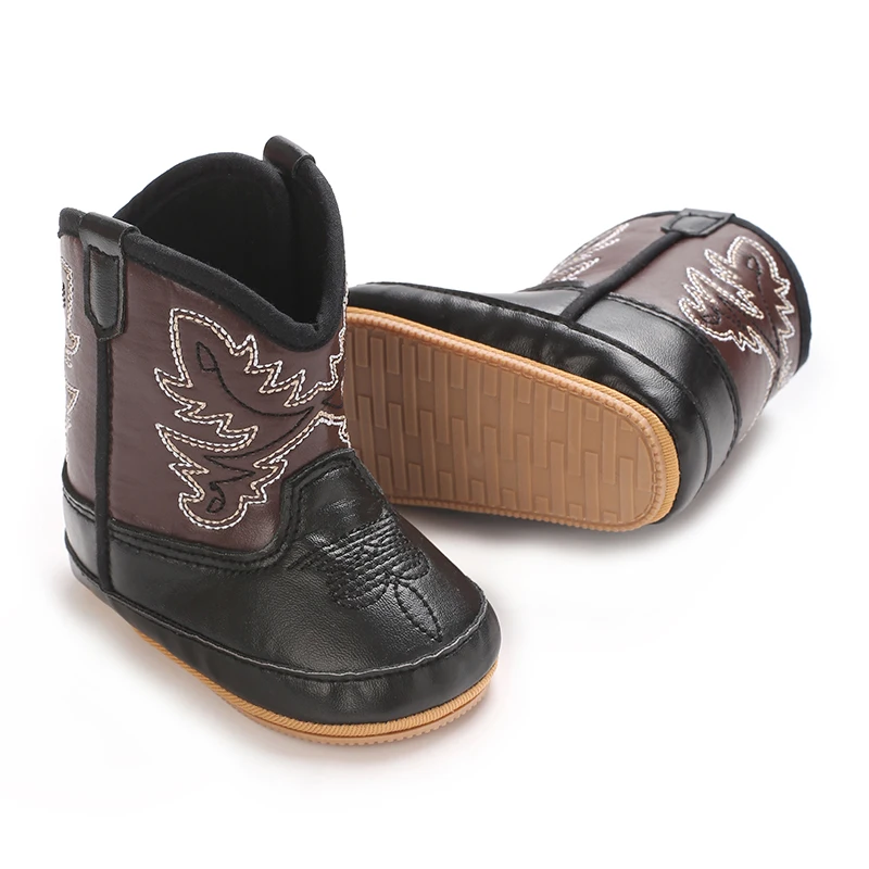 أحذية أطفال مطاطية عصرية وشعبية من قماش الدنيم الغربي نعل أوسط للخريف والشتاء أحذية مشي كاجوال دافئة ومضادة للانزلاق