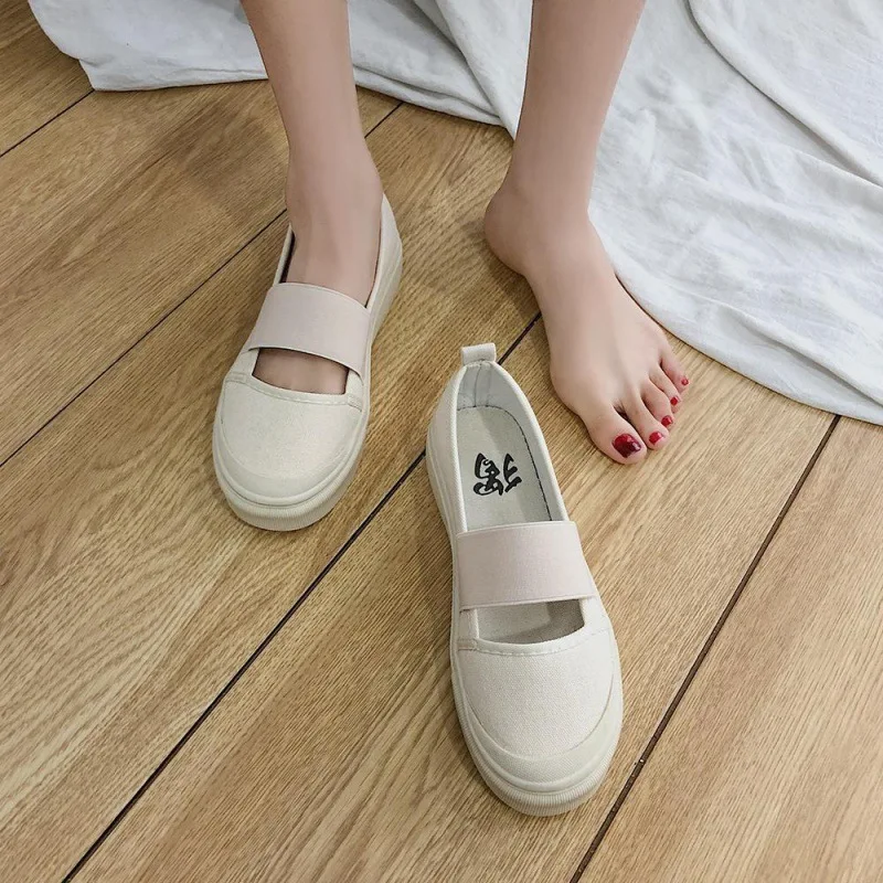 Sepatu pantofel wanita, sneaker tenis kasual mewah untuk wanita tren 2024 kanvas nyaman luar ruangan mode Slip-ON