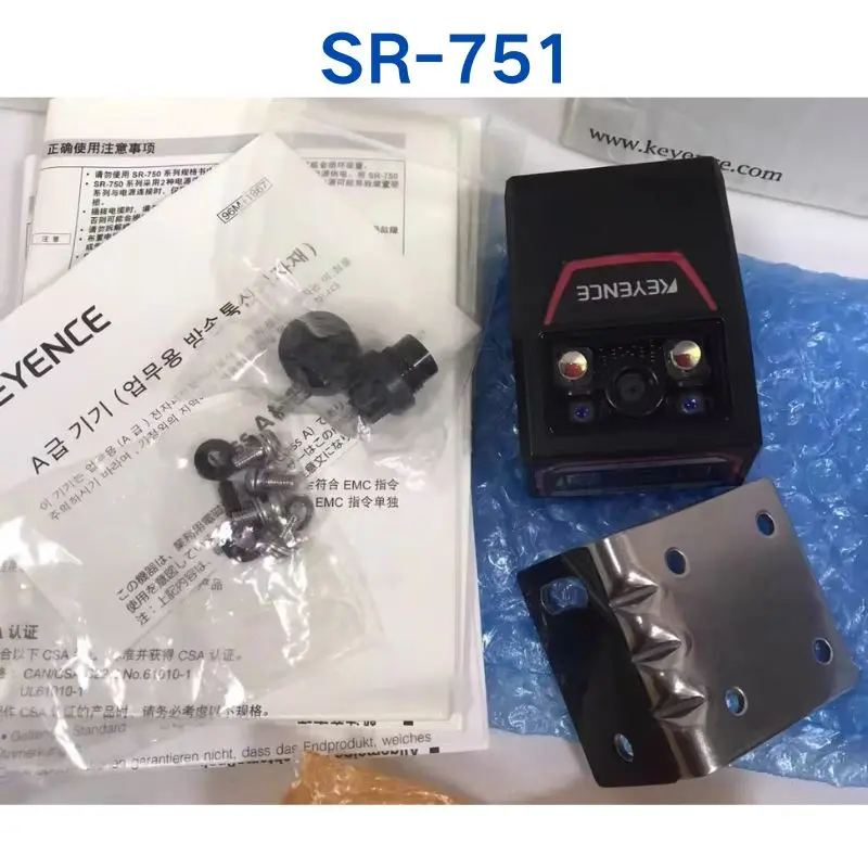 Keyence code reader，SR-751