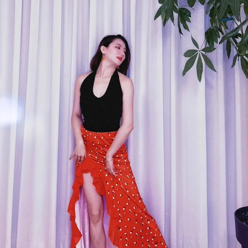 ที่กําหนดเอง Swegal Oriental Belly Dance ชุดแจ๊สดอกไม้สีแดงแยกสะโพกกระโปรงแขวนคอ Tank Top Caderines Danza Arabe