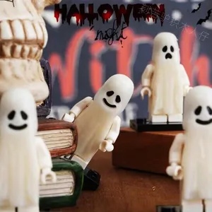 Leichte Baublöcke für Kinder, Halloween -Horrorfilm, beleuchtet Spielzeug, lächelnder Geister, Modell Vitruv 6 Hauptverkauf Lego Carnival - №4