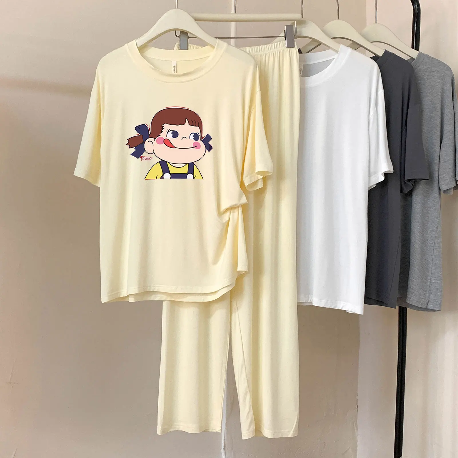 

Dc97 модальные хлопковые брюки с короткими рукавами и принтом, пижамы для женщин, простой тонкий дышащий летний комплект домашней одежды