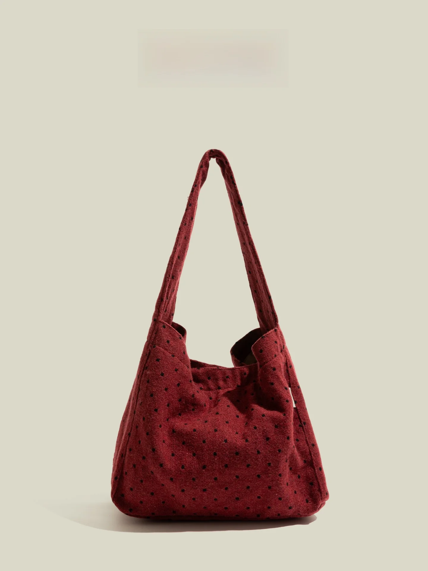 

Retro Woolen Polka Dot Red oulder Bag Large Capaci Autumn Winter Tote Bag Casual Simple Sle Magnetic Bule Closure