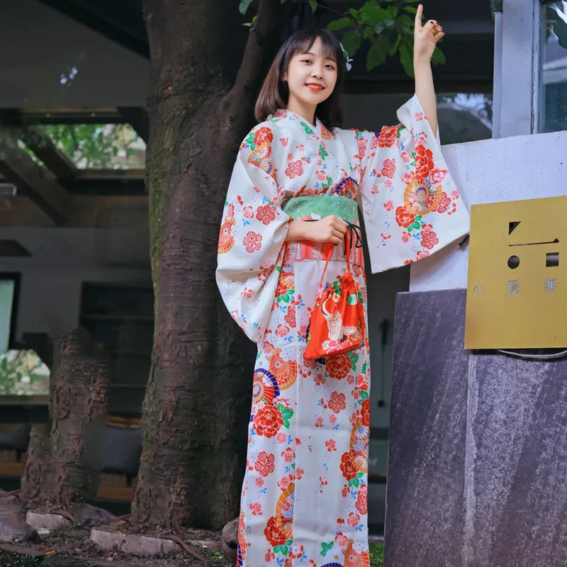 Orthodox Oriental Yukata For Women Geisha Cosplay Costume Japanese Traditional Kimono With Belt Cute Sakura Girl Haori Bath Robe