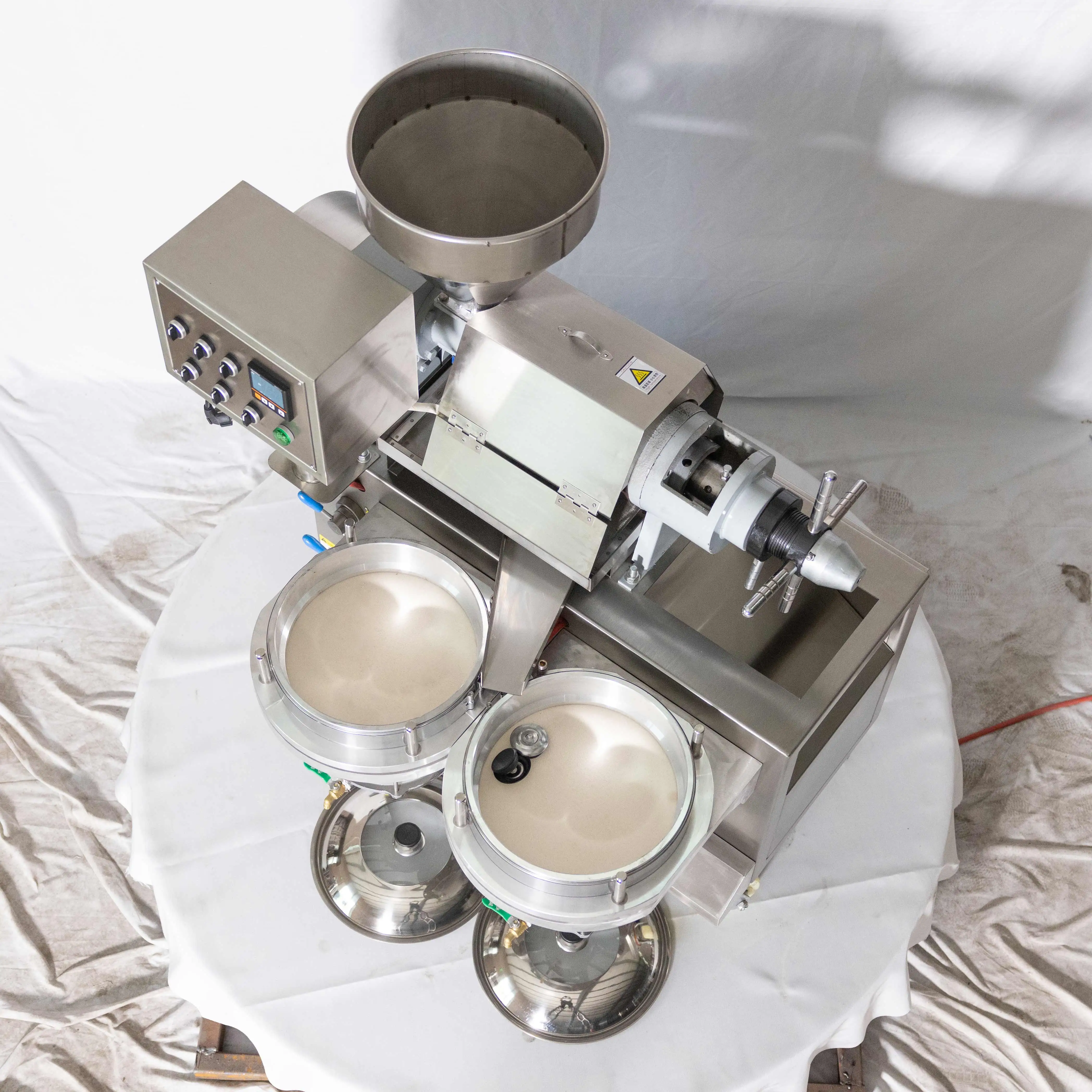 Walnut Sacha Inchi Cold Macadamia Moringa Pumpkin Cocoa Pinenut Mini Oil Press