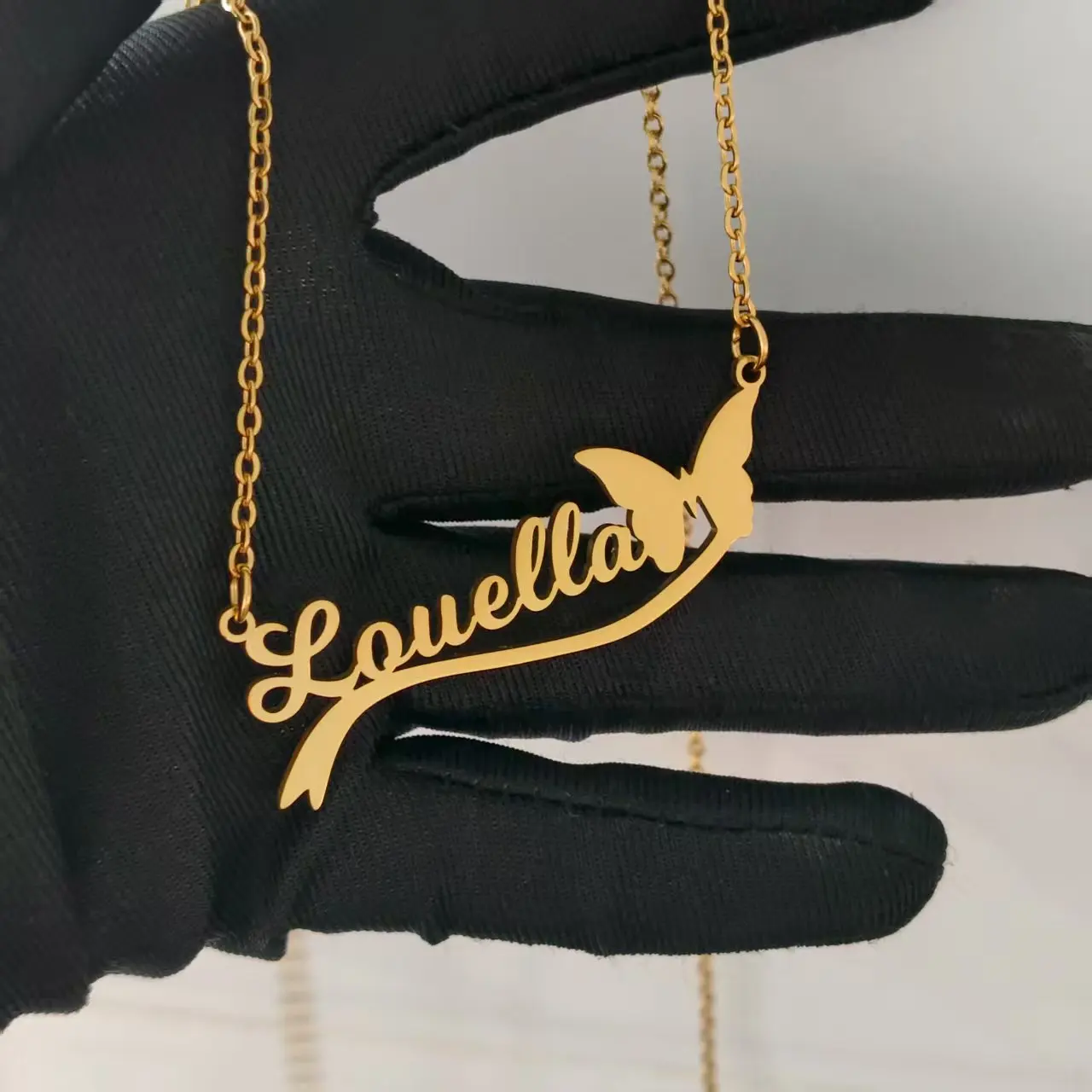 

DHQH 2025 New Multiple Styles of Customized Name Necklace Personalized Letter Nameplates Pendant Necklaces Valentine's Day Gift