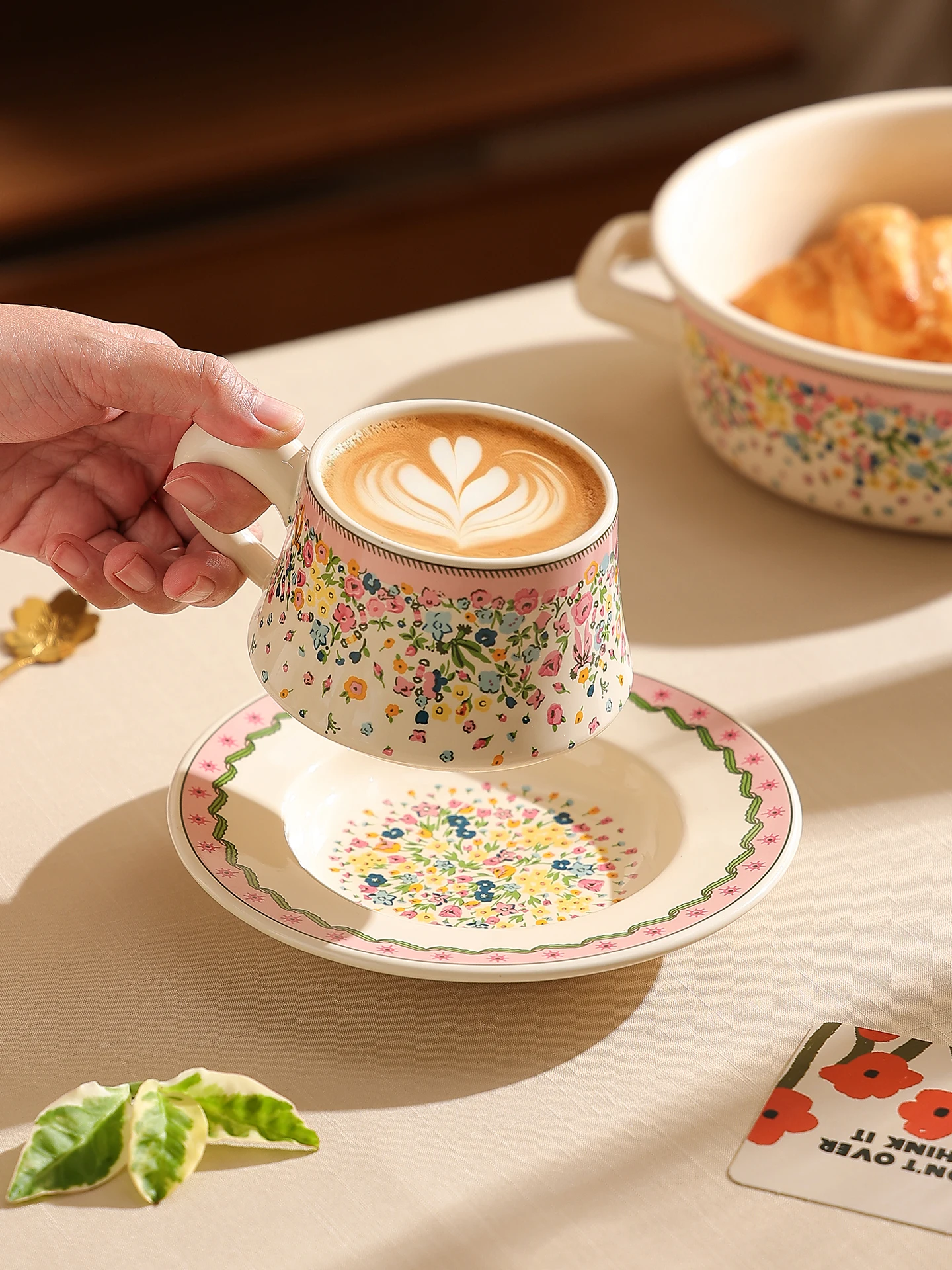 

Retro Floral Cerc Dining Set Single Person Rice Bowl Double Ear Soup Noodle Bowl Salad Bowl Home Use Coffee Cup Plate