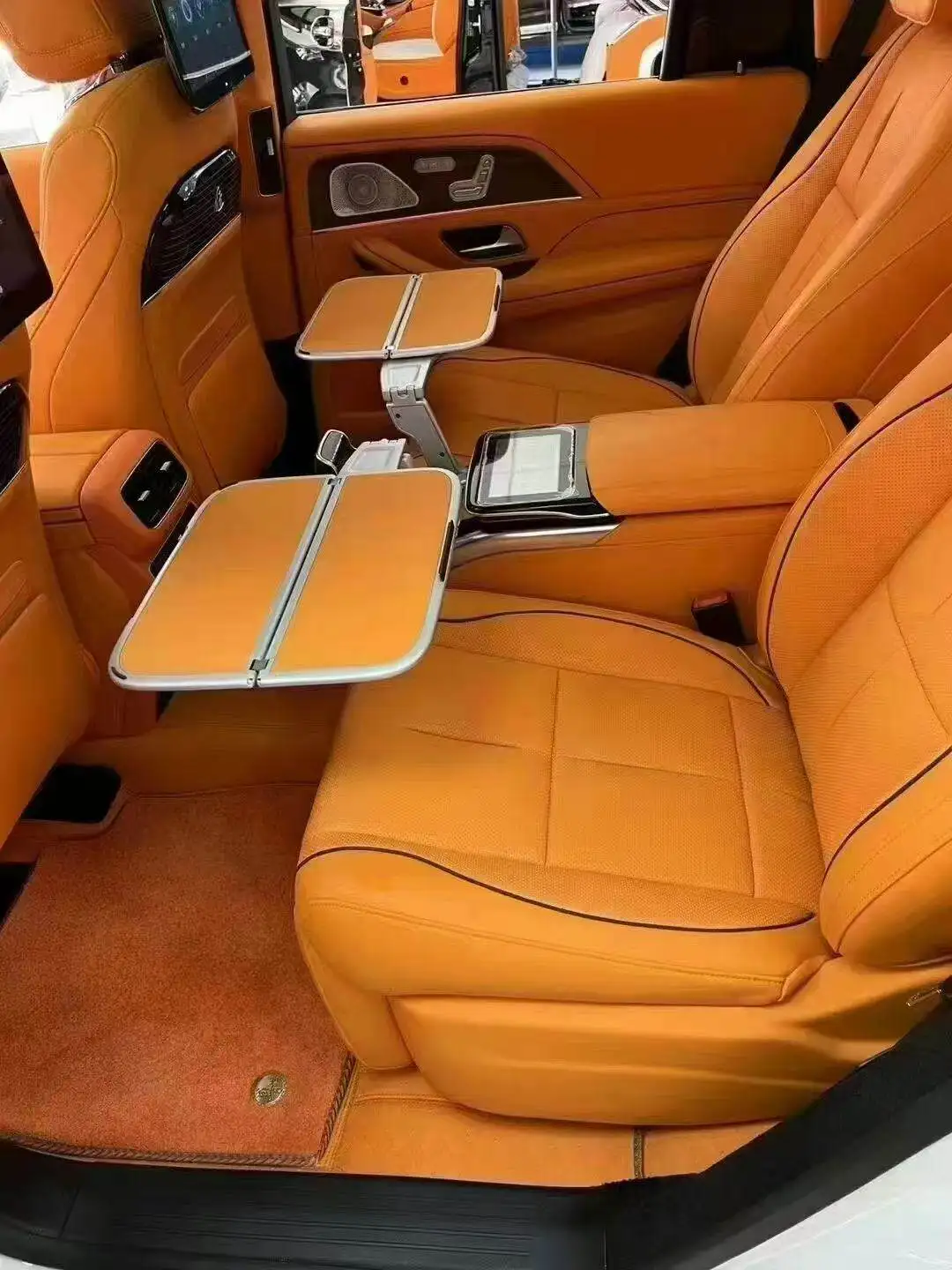 Applicable to OLIVER  GLS450 Upgraded Rear Aviation Seat GLB GLC GLE Car Modification Sofa Bed