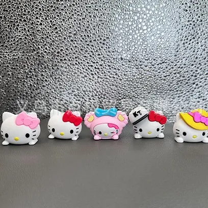 

Sweet Hello Kitty Car Ornament Center Console Car Decoration Cute Car Supplies