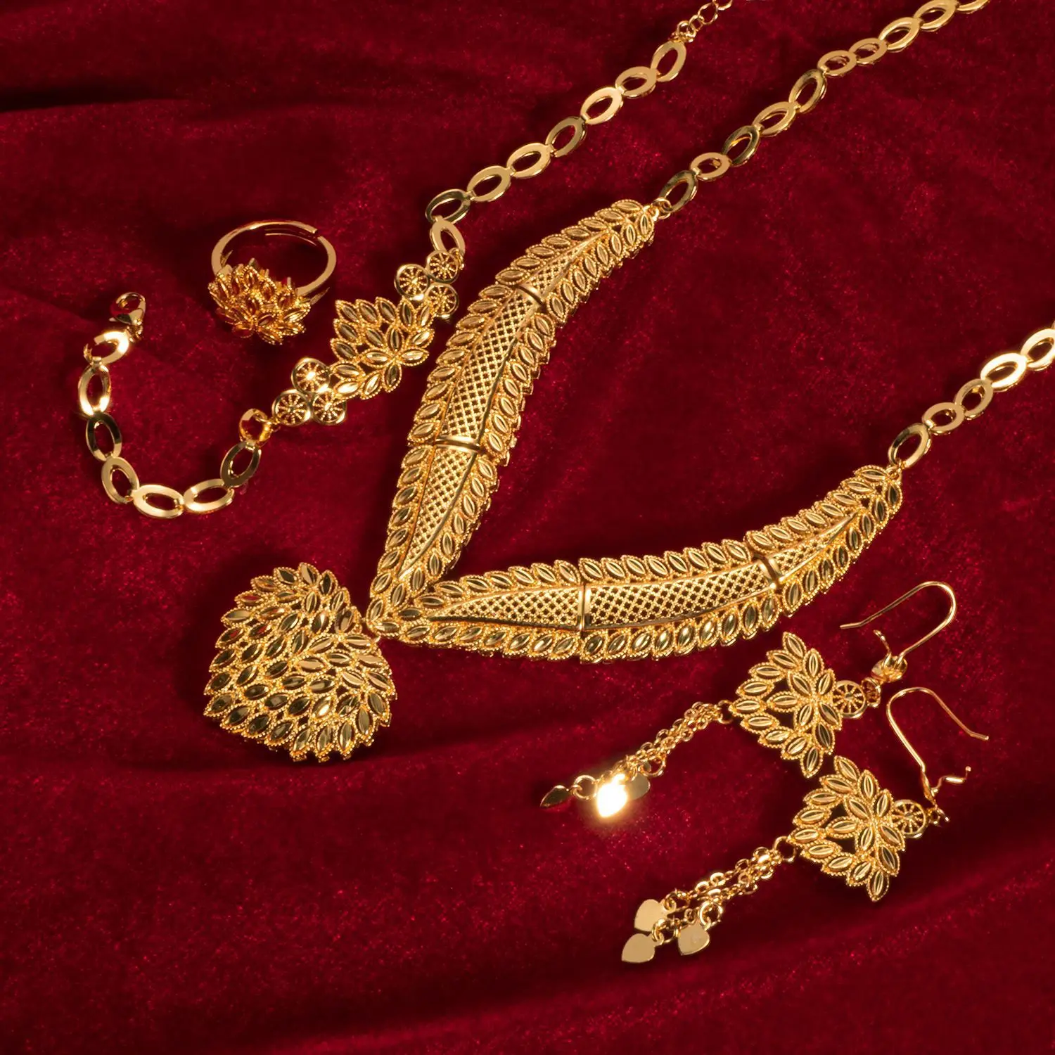 9999 Gold Dubai Wedding Decorative Jewelry Set - Ethnic Style Necklace, Earrings, Ring, Bracelet - Set of Four