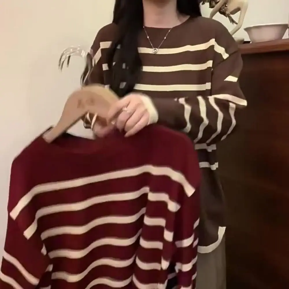 

Elegant V-neck Stripe Long Sleeve Top Thin Slim Fit Y2k Patchwork Knitwear Lapel Pullover Stripe T-Shirt Woman