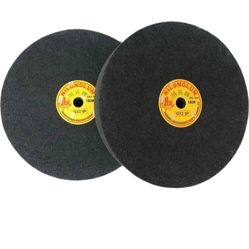 Peça de trabalho de hardware de roda de polimento de fibra de nylon de 12 polegadas; alumínio, cobre e outros tratamento de superfície de moagem e rebarbação.